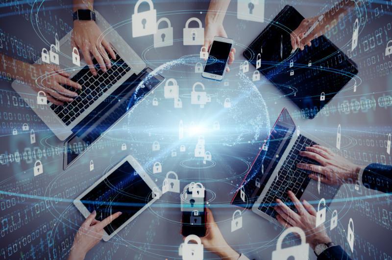 Microsoft EntraID認証とは？AzureADとの違いや導入事例